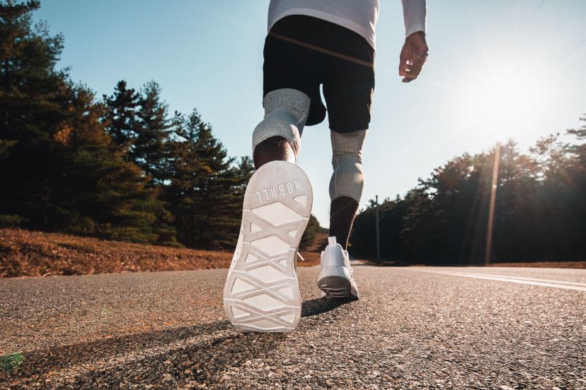 White Surface Runner+ XJ4668173Nobull