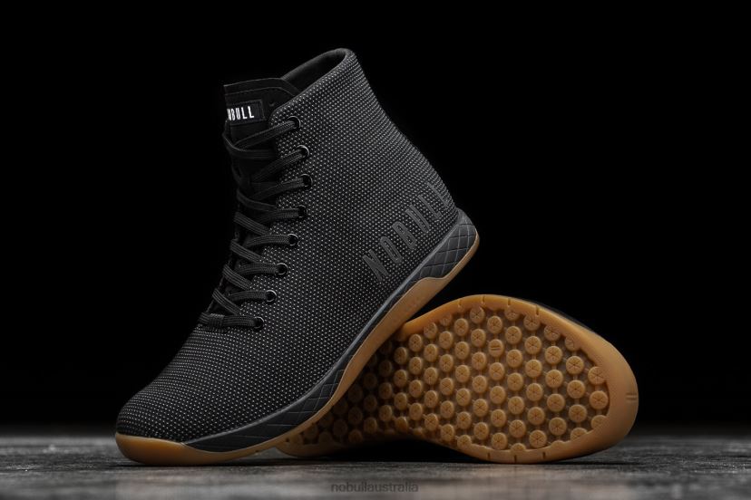 High-Top Black Gum Trainer XJ46685Nobull