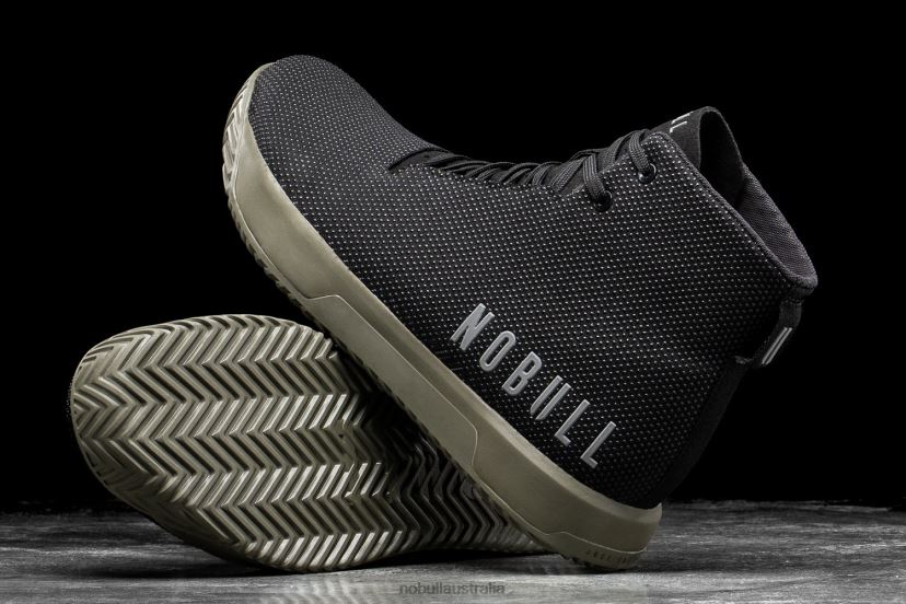 High-Top Black Ivy Trainer+ XJ4668132Nobull