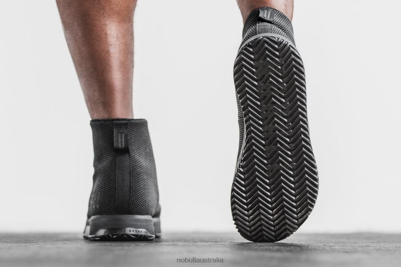 High-Top Black Trainer+ XJ4668121Nobull