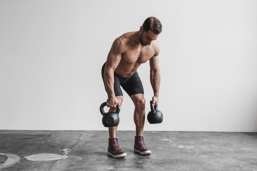 High-Top Burgundy Leather Trainer XJ466819Nobull