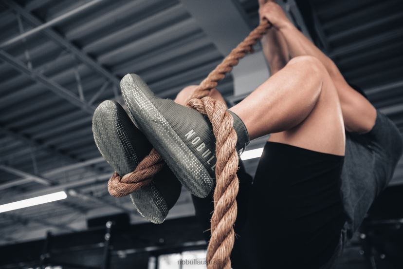 High-Top Dark Grey Surface Trainer+ XJ4668125Nobull