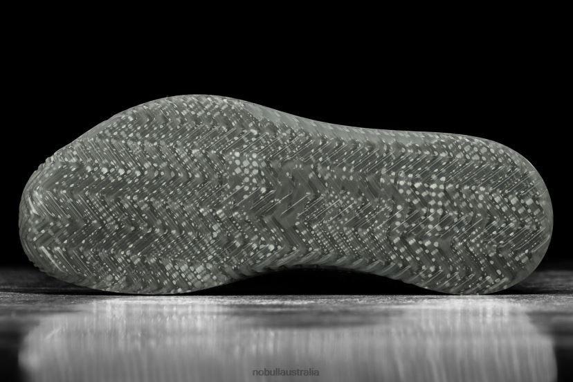 High-Top Dark Grey Surface Trainer+ XJ4668125Nobull