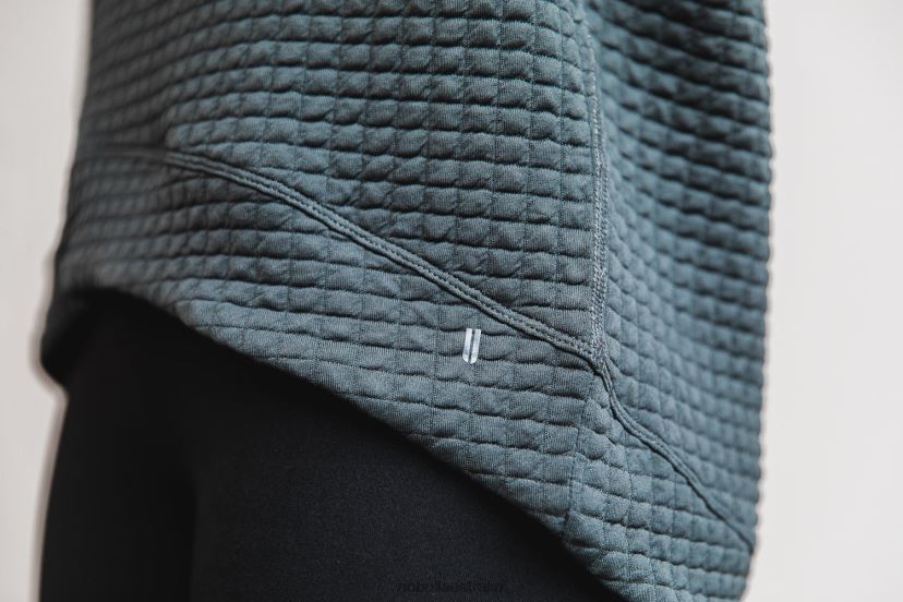 Quilted Crew Pullover XJ4668794Nobull