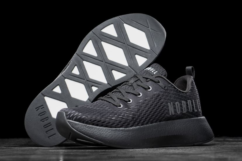 Black Runner+ XJ4668614Nobull