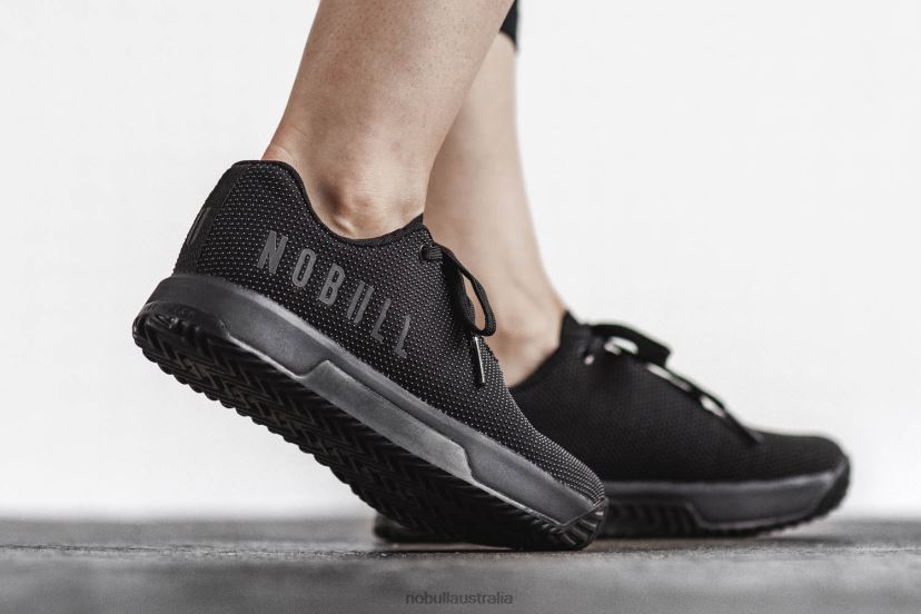 Black Trainer+ XJ4668556Nobull