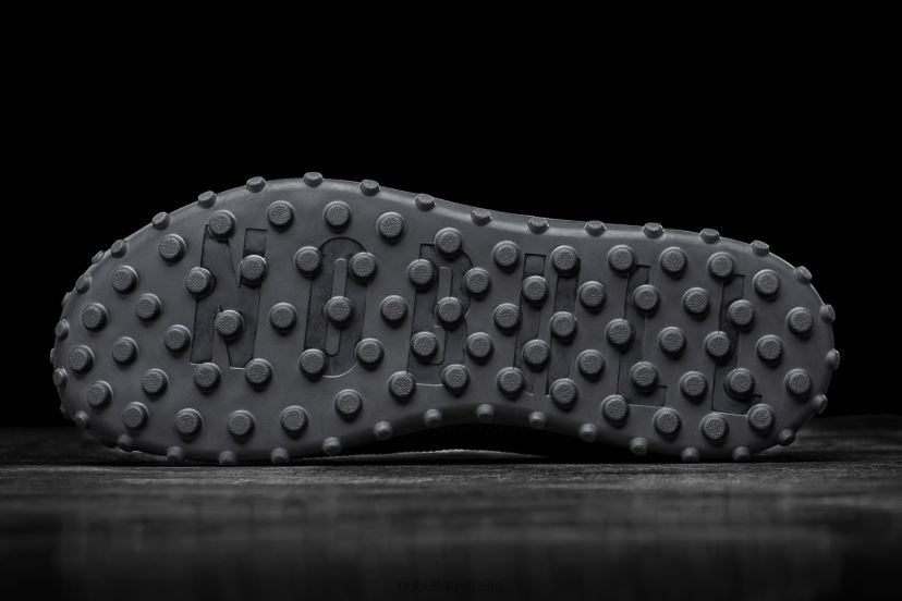 Black Turf Trainer XJ4668632Nobull