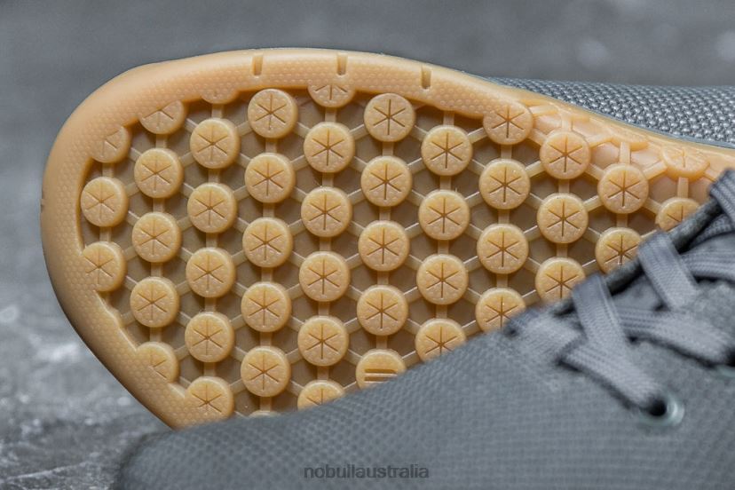 High-Top Dark Grey Gum Trainer XJ4668520Nobull