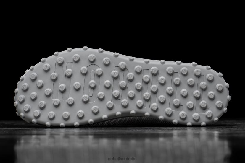 White Arctic Turf Trainer XJ4668637Nobull